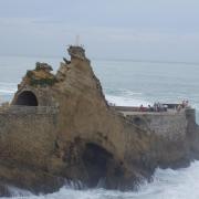 Biarritz - le rocher de la vierge