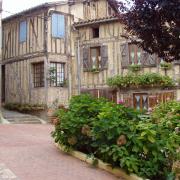 Samatan rue du village