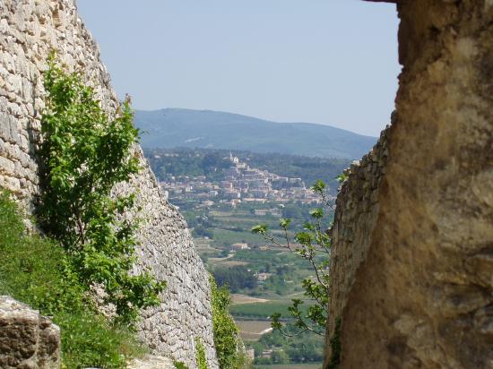 vue sur Bonnieux  depuis Lacoste