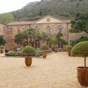 Abbaye de fontfroide  la cour de travail