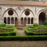 Abbaye de fontfroide  le cloître