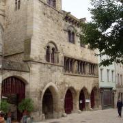 saint Antonin noble val l'hôtel de ville  maison romane