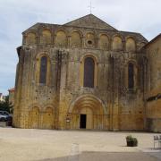 Abbaye de Cadouin  façade du XIIè