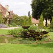 Apremont  dans le parc floral