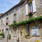 Monpazier-mairie.