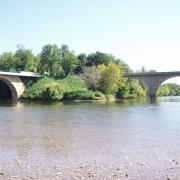 Limeuil  la jonction de la Dordogne et la Vézère