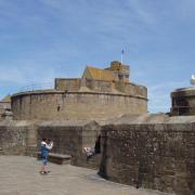 St Malo sur les remparts
